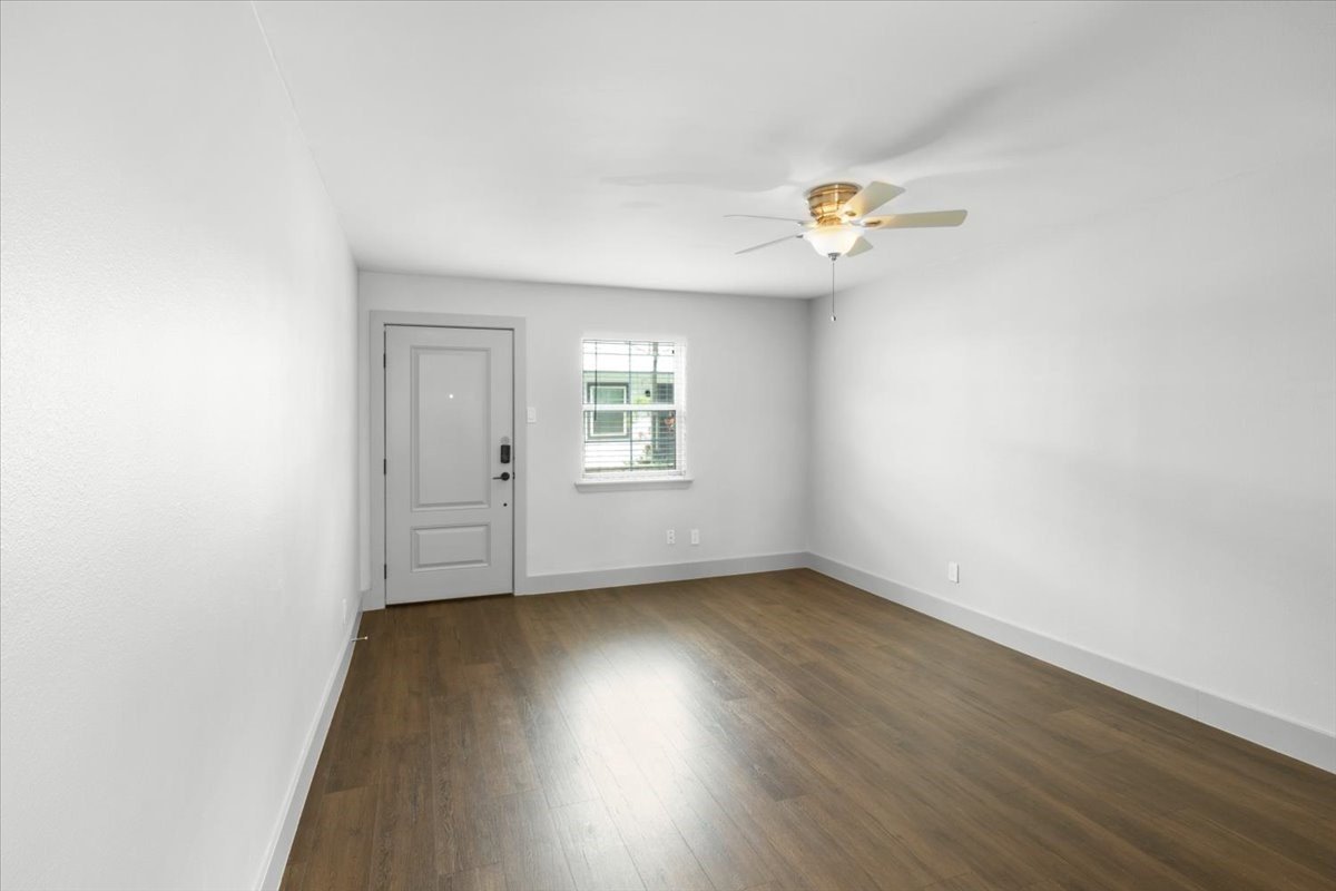 4633 Fairmount Street 115