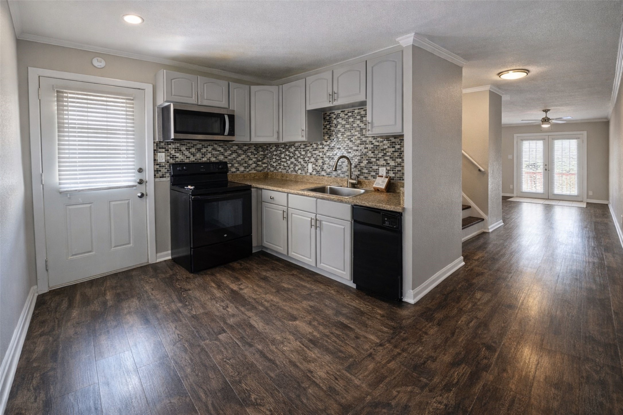 4335 Cedar Springs Road 204