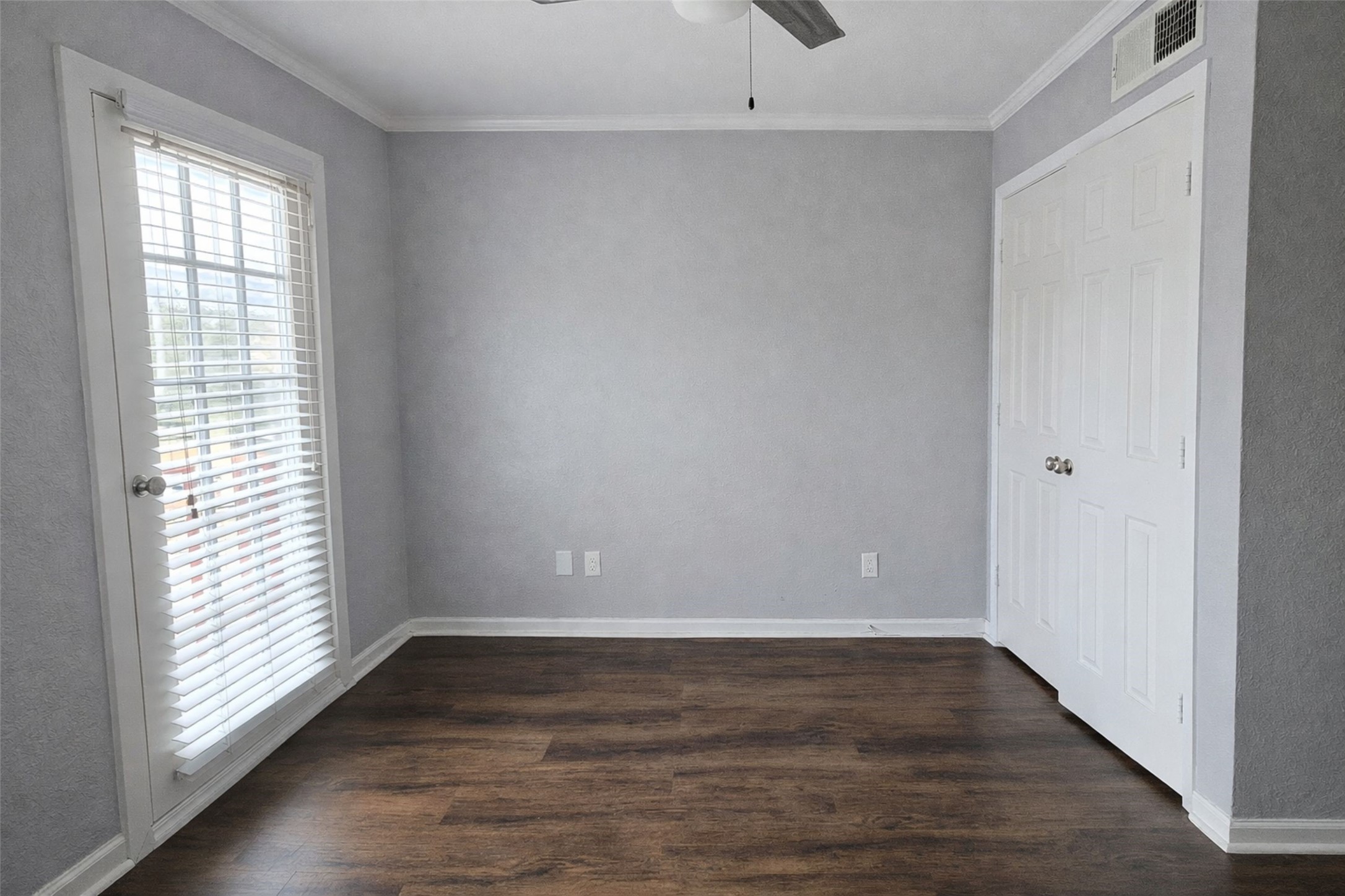 4335 Cedar Springs Road 204