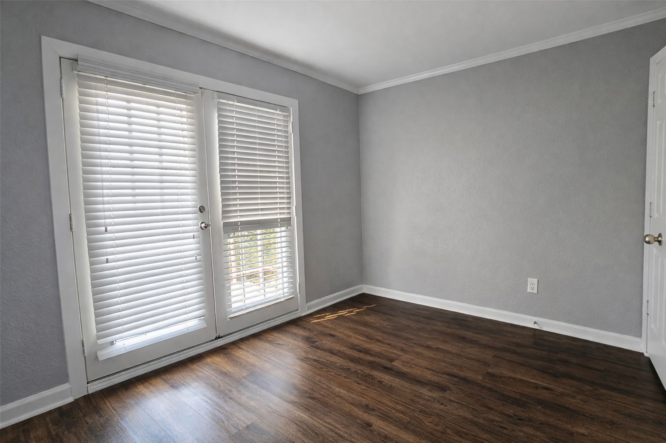 4335 Cedar Springs Road 204