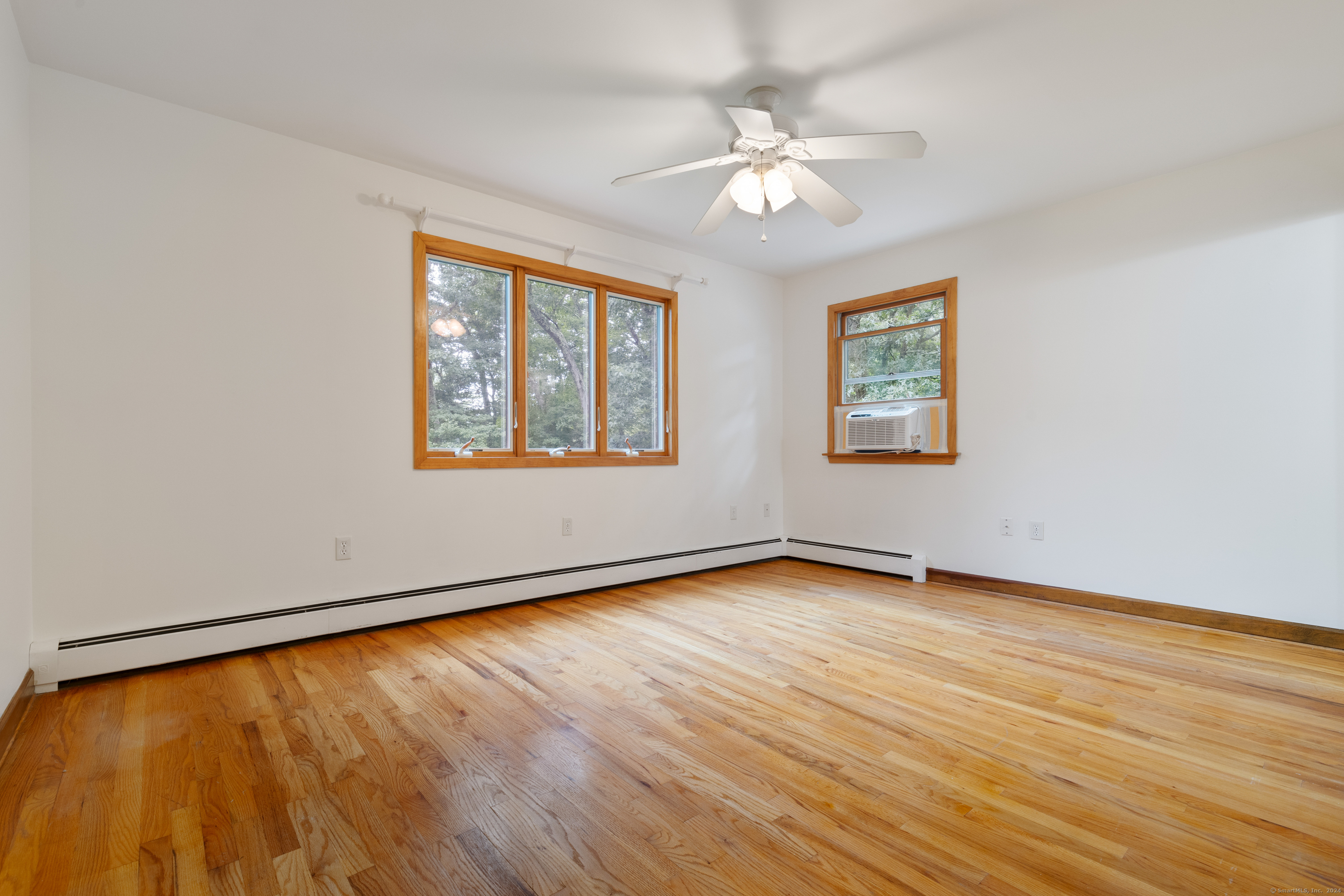 10 Beacon Hill Drive