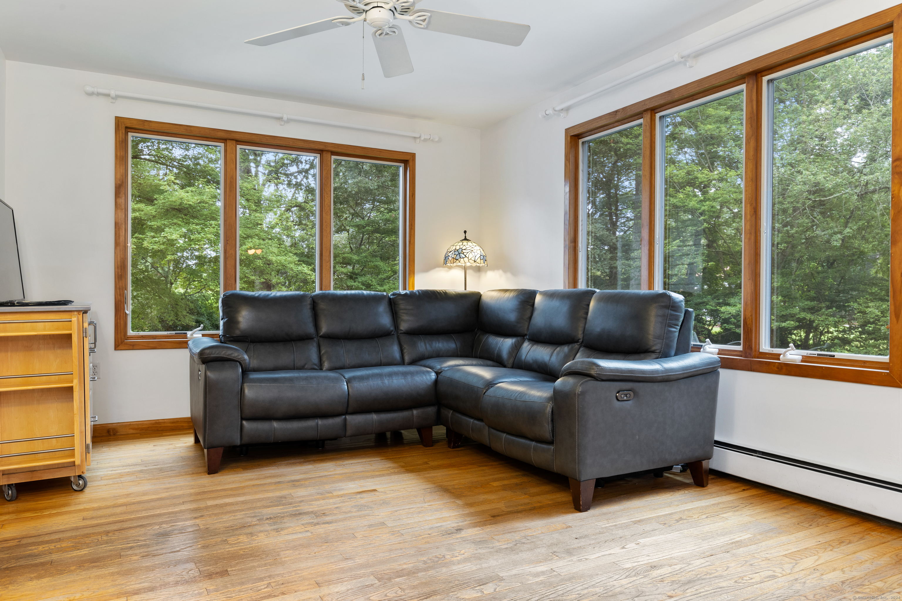 10 Beacon Hill Drive