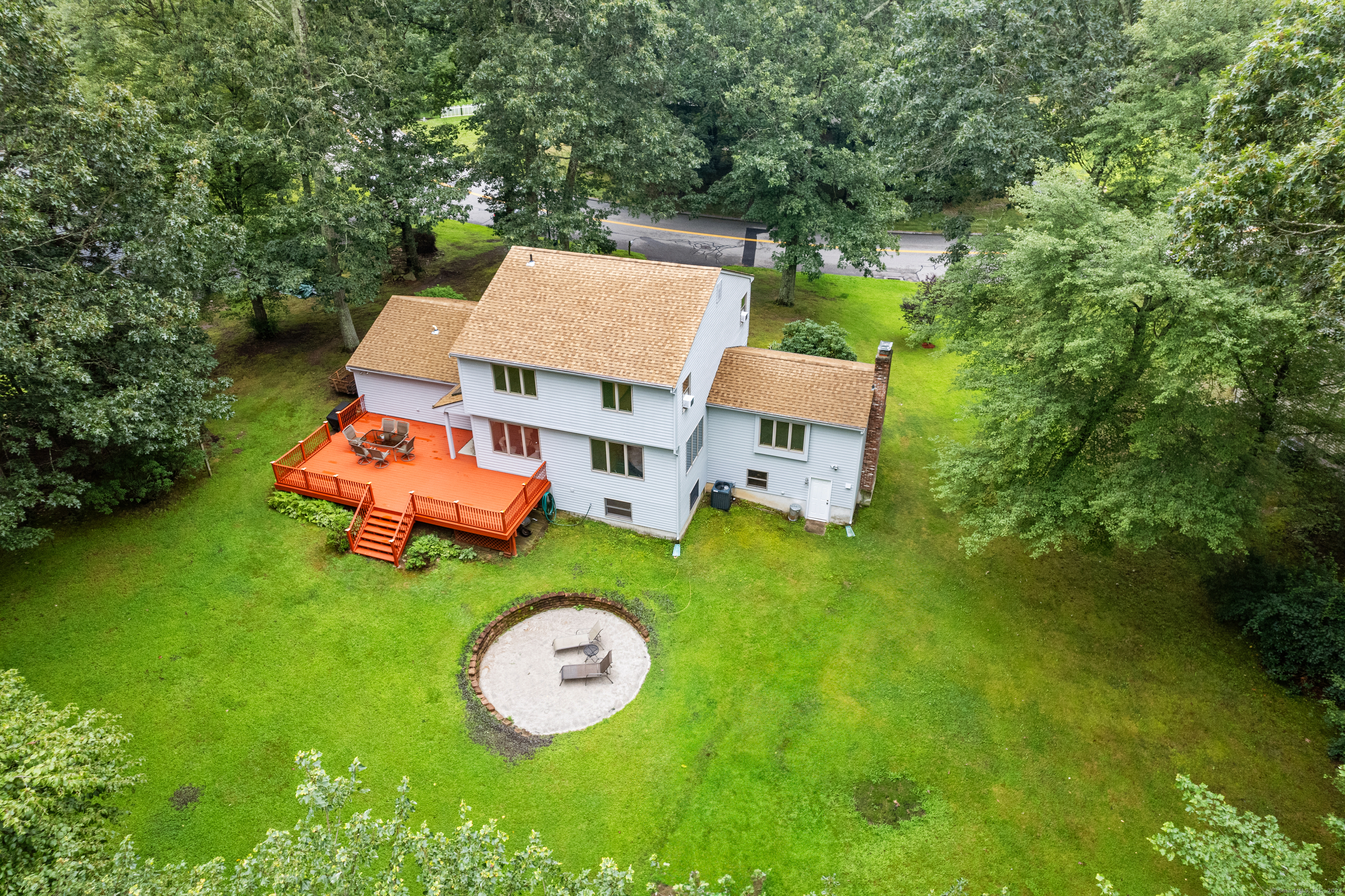 10 Beacon Hill Drive