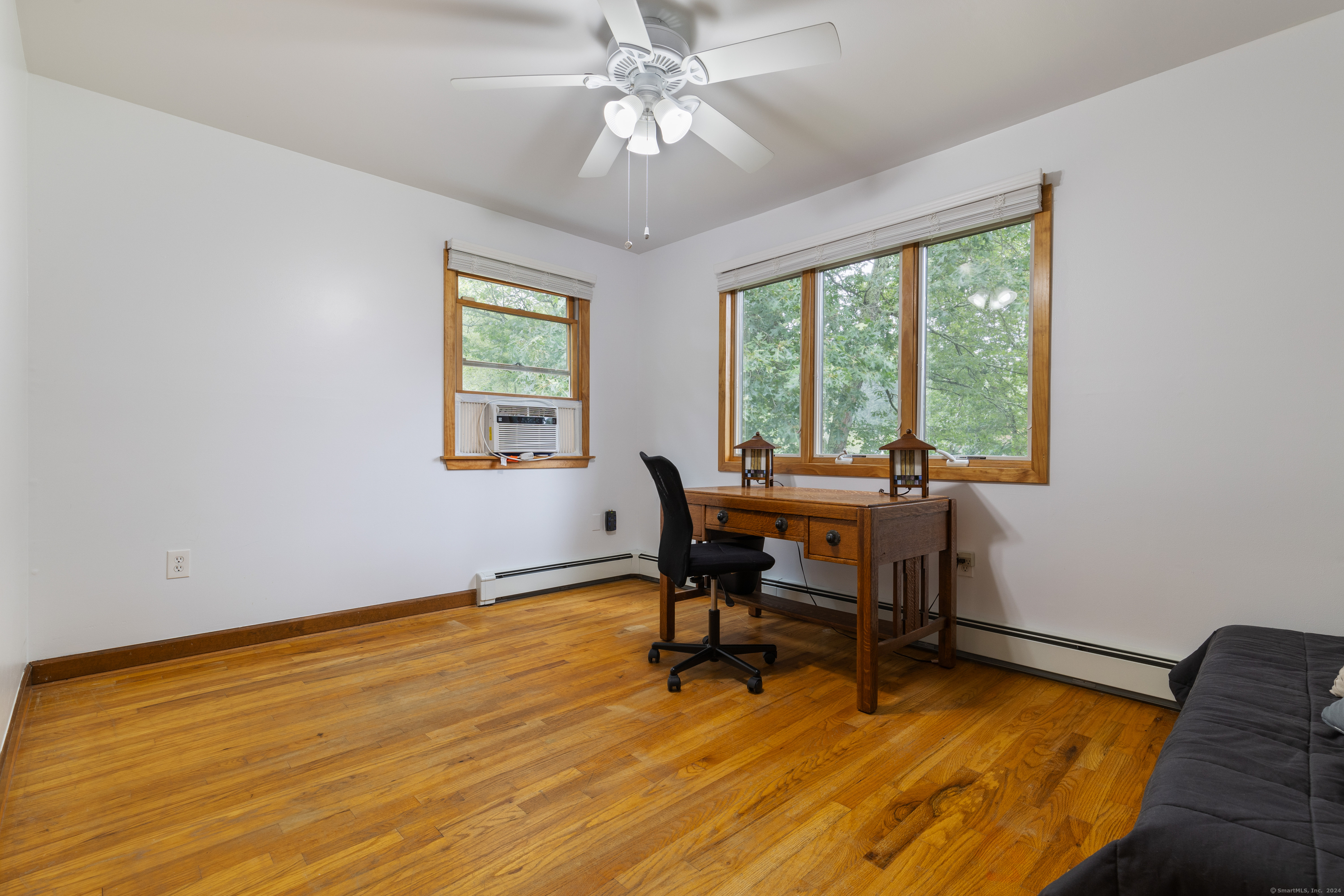 10 Beacon Hill Drive
