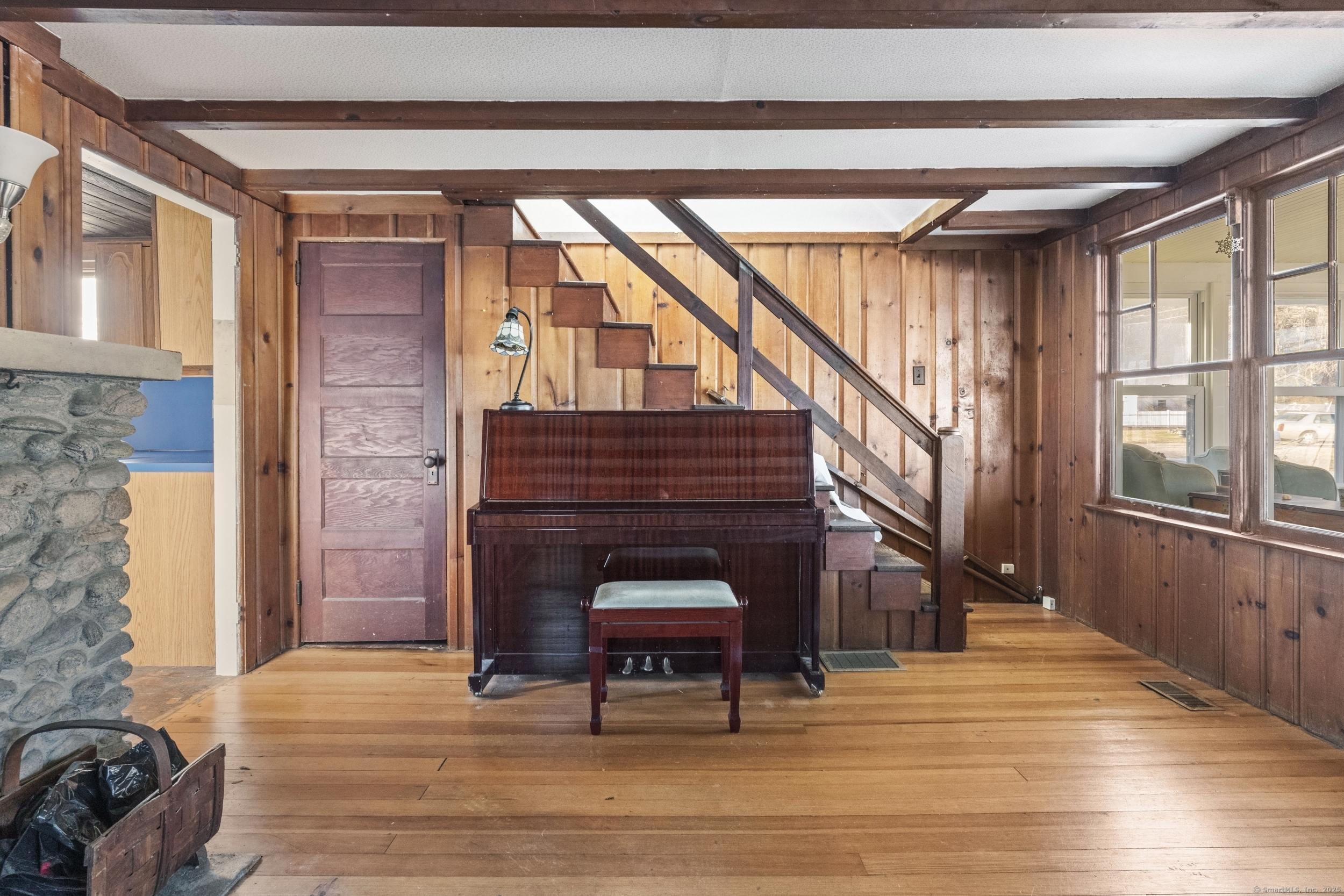 18 Billow Road