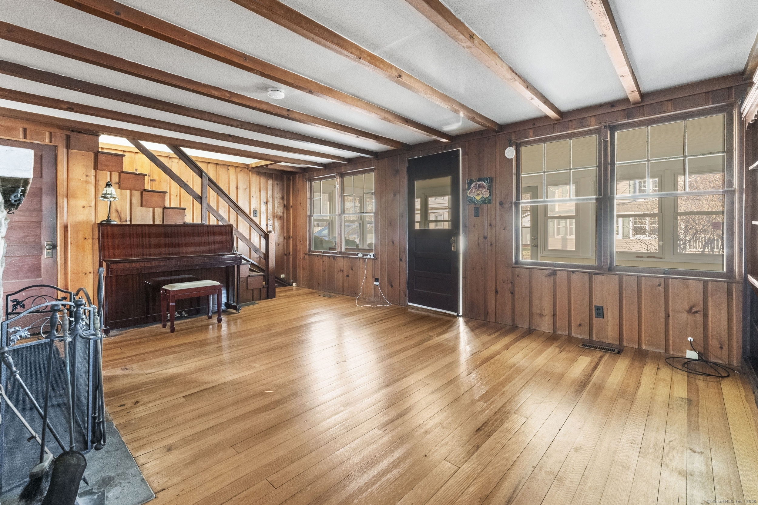 18 Billow Road