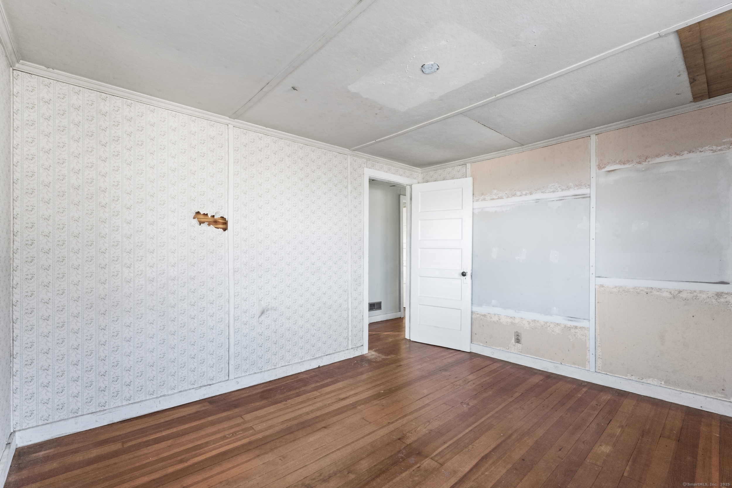 18 Billow Road