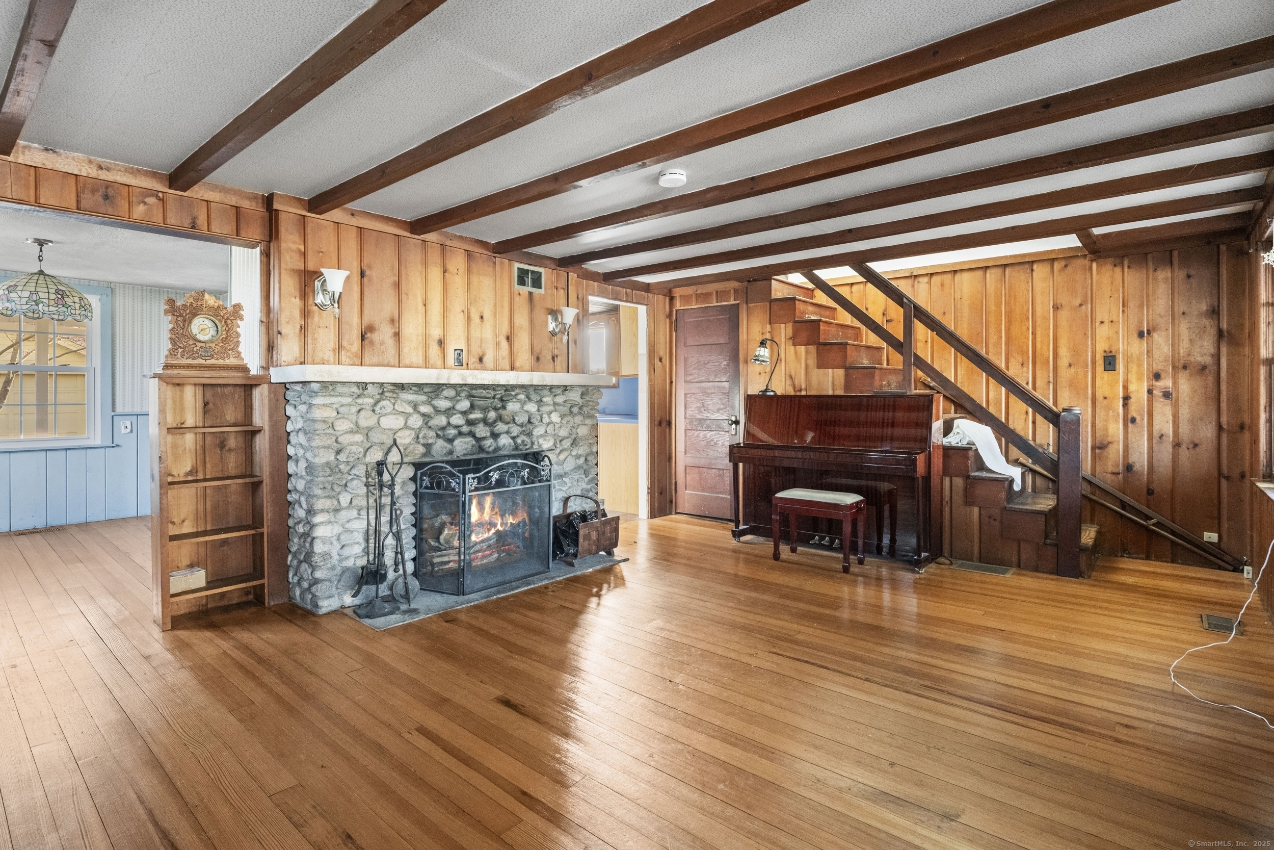 18 Billow Road