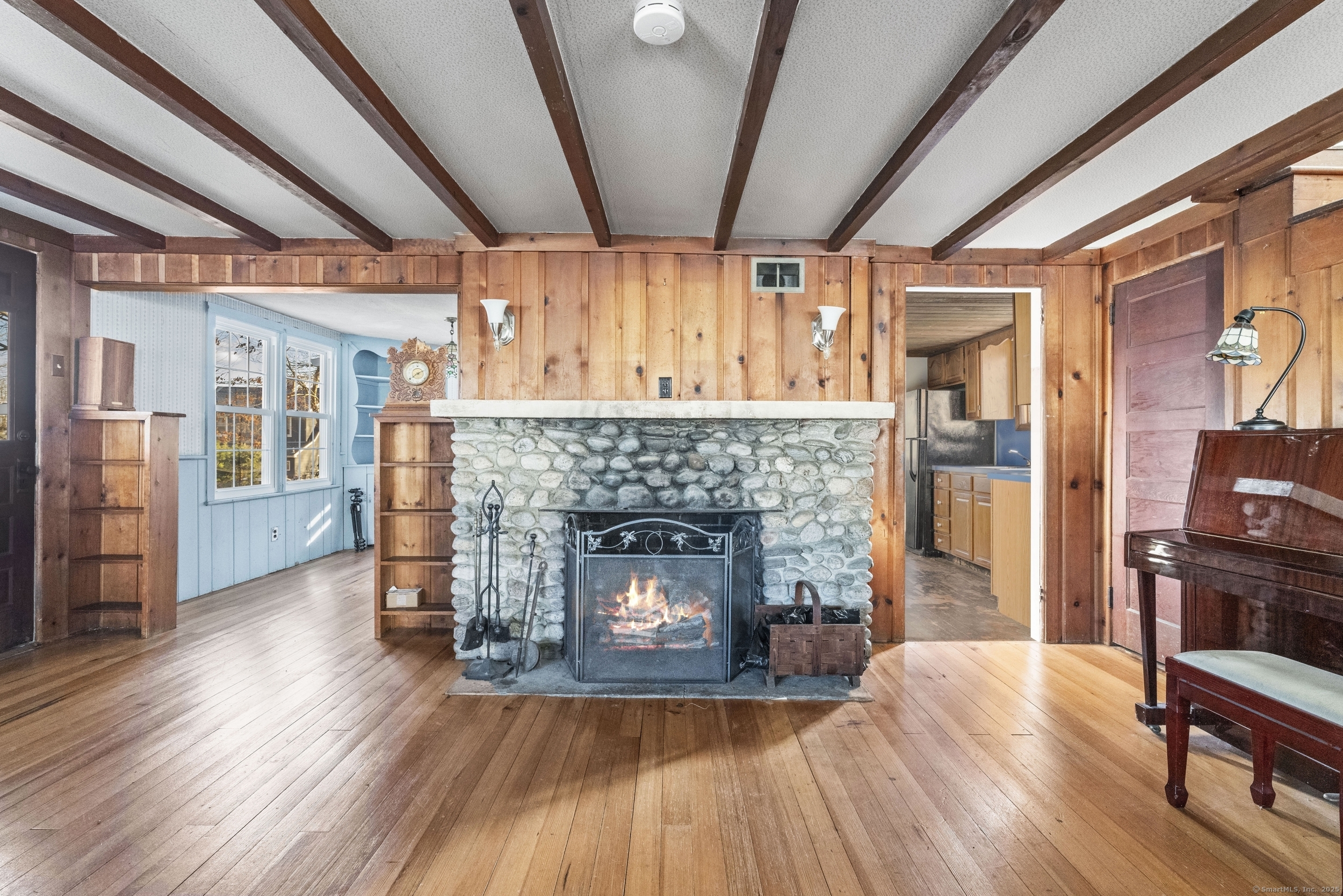 18 Billow Road