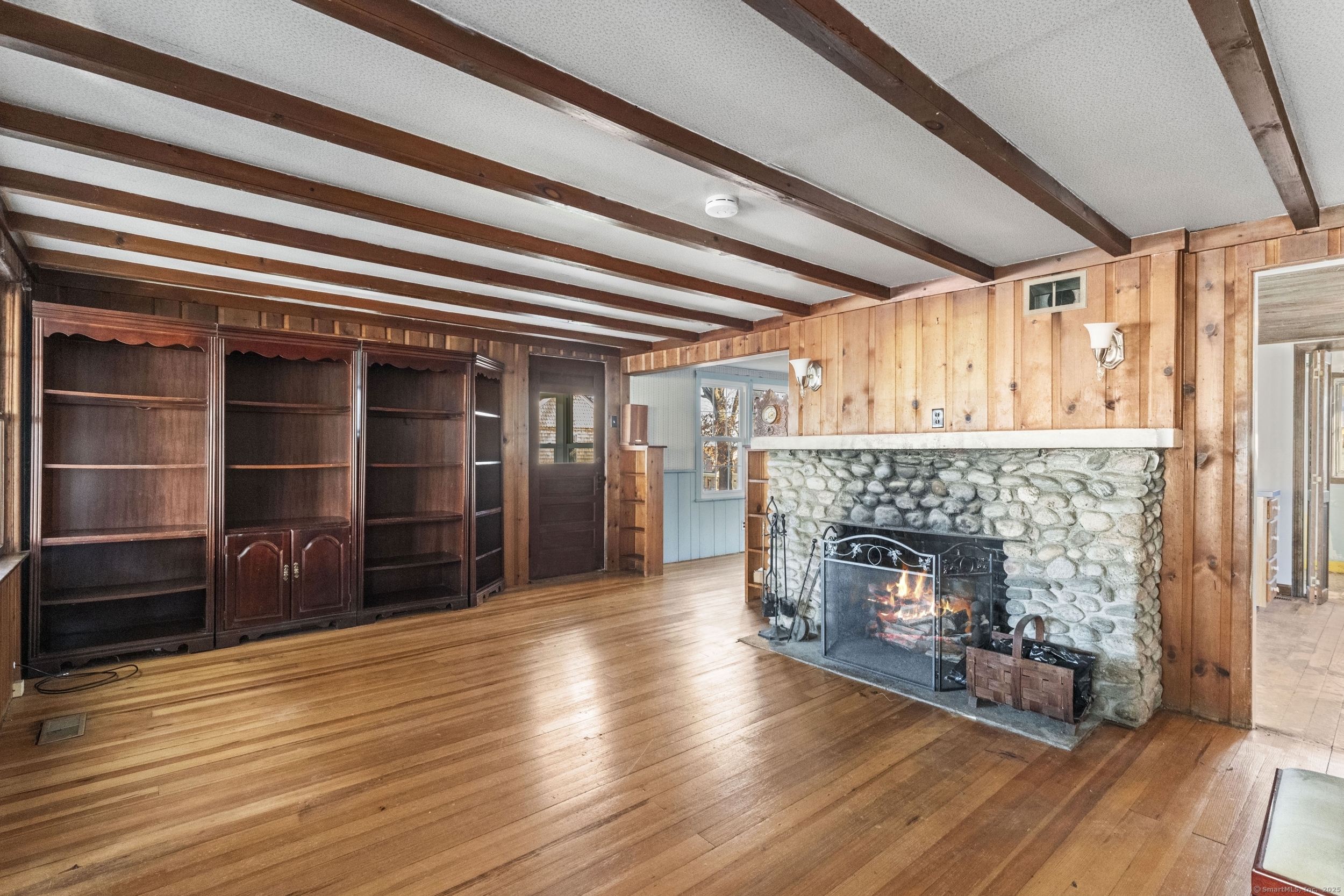 18 Billow Road