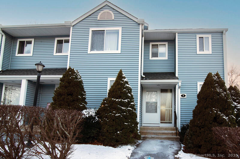 9 Stoneheights Drive 9