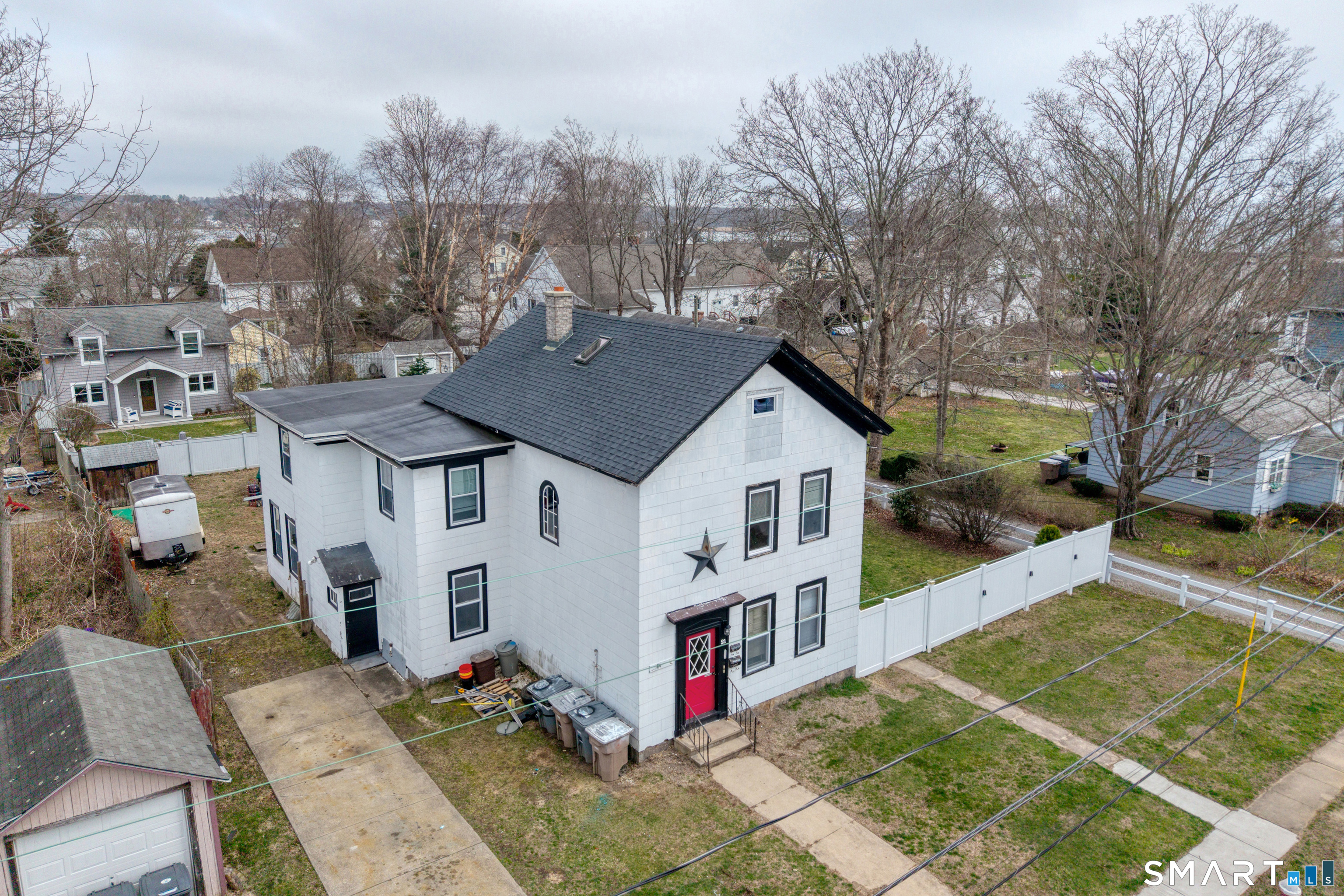 21 North Washington Avenue