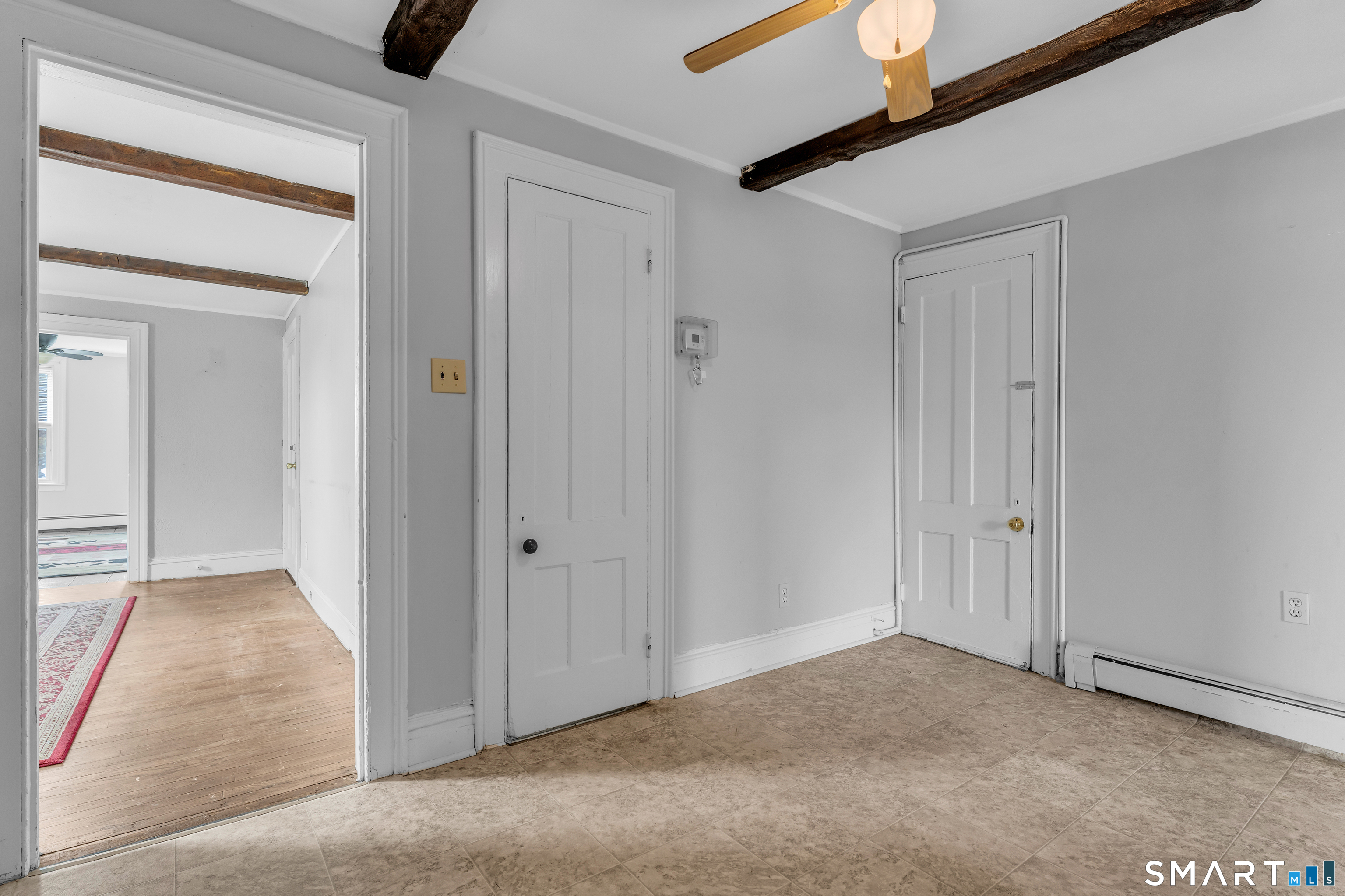 21 North Washington Avenue