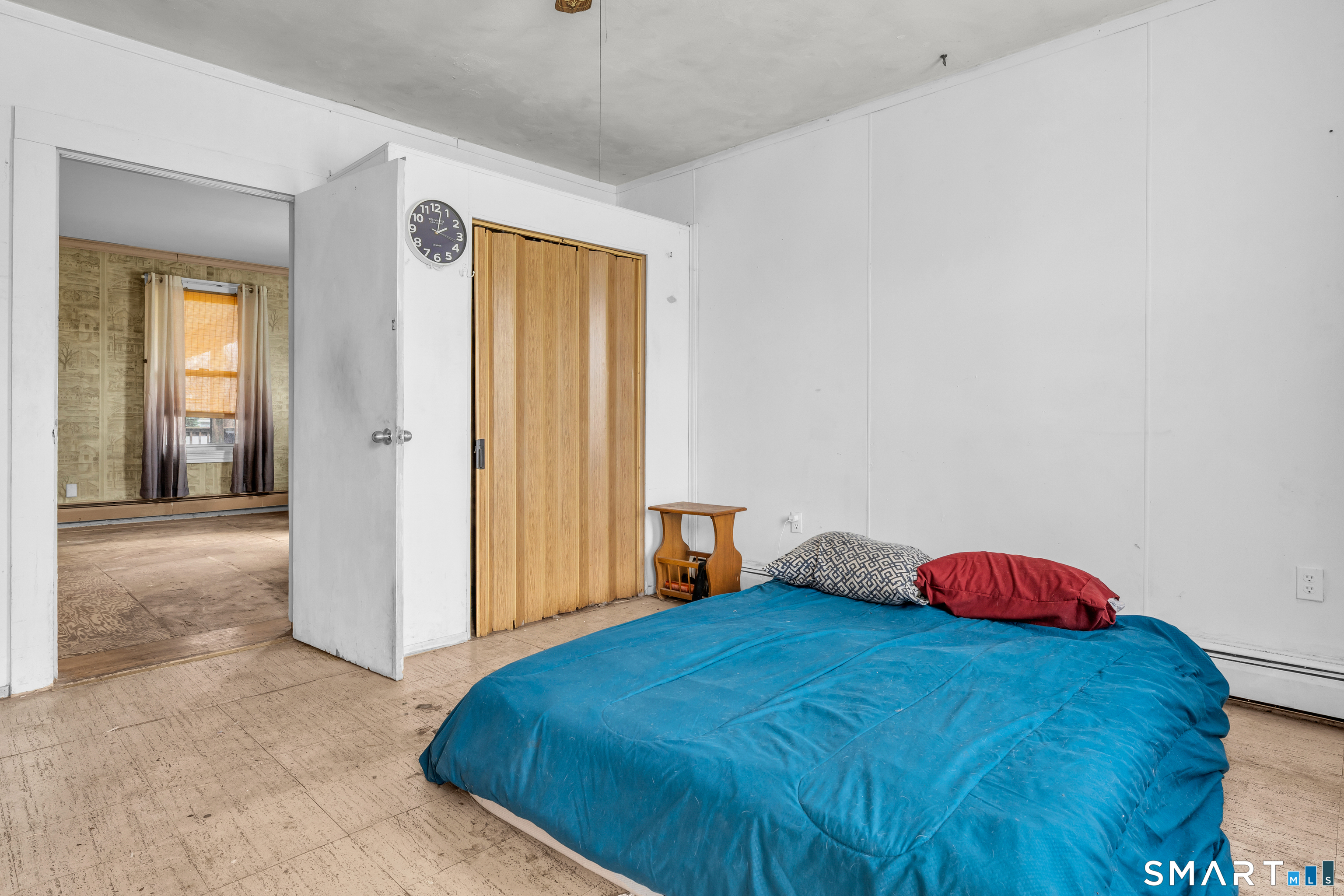 21 North Washington Avenue