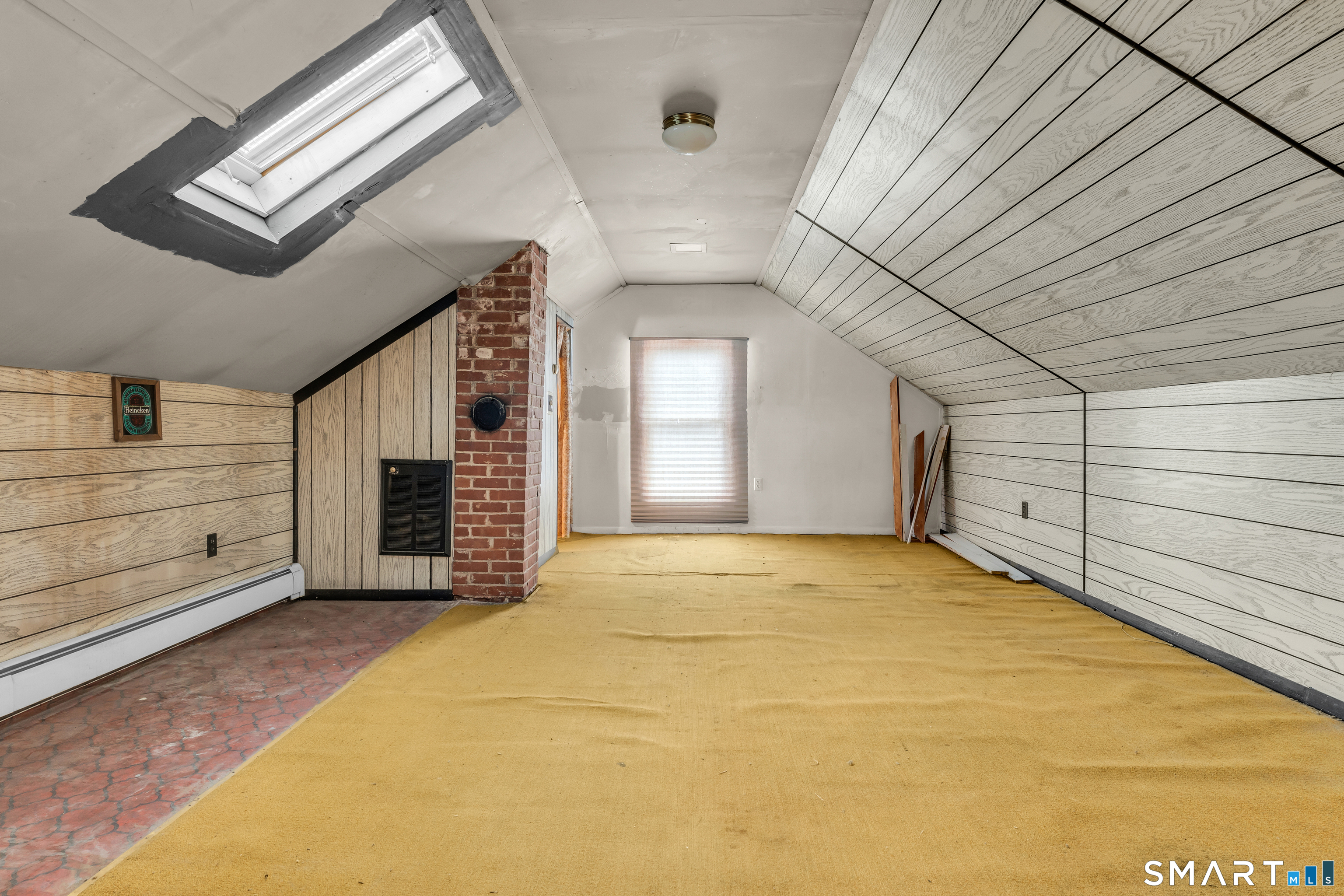 21 North Washington Avenue