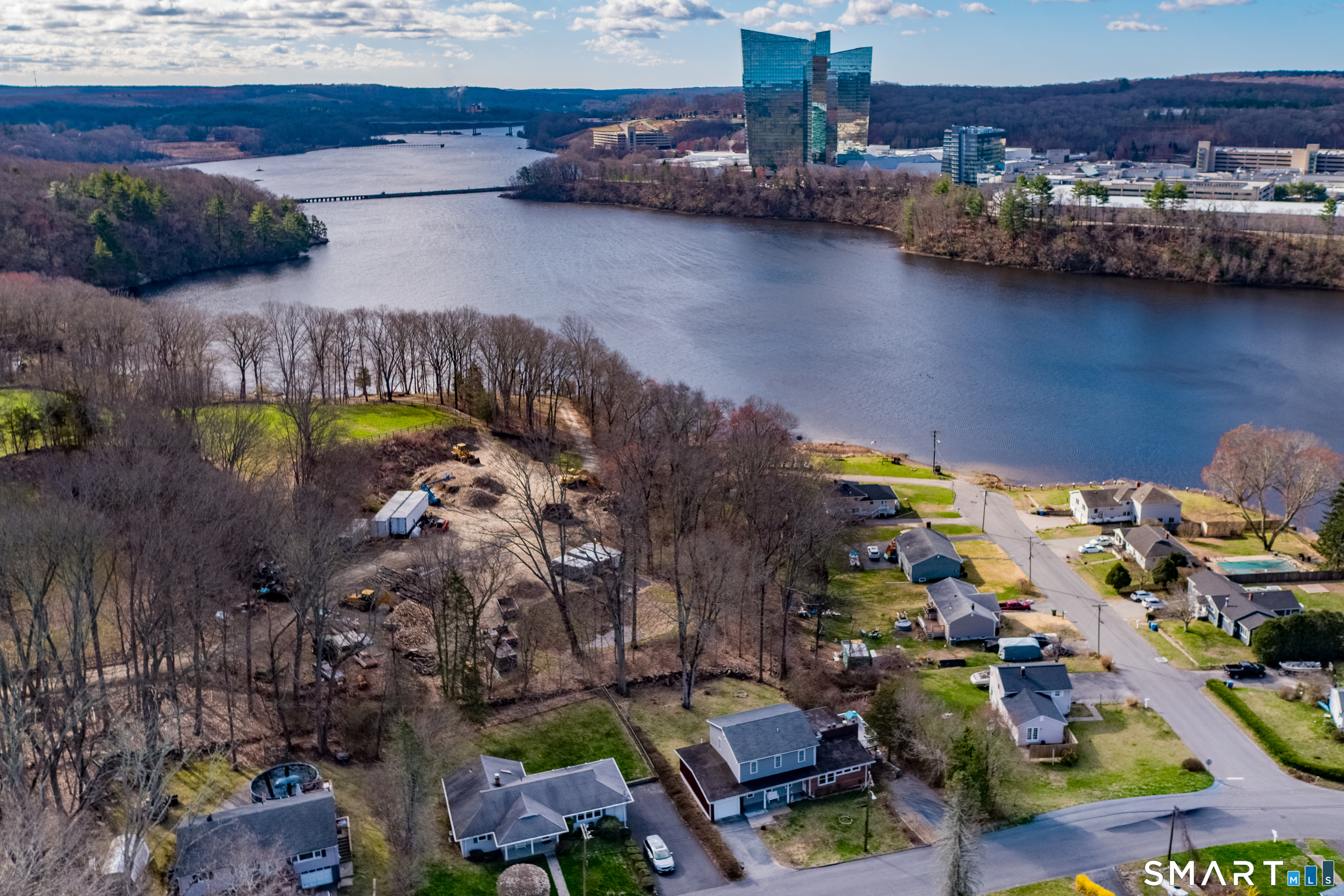 27 Trading Cove Drive