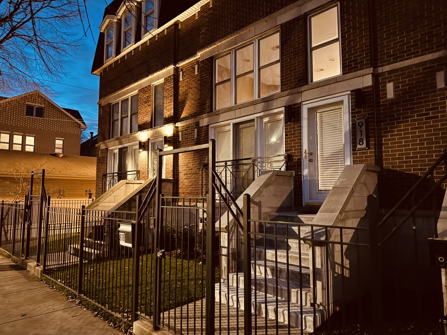 930 E 48th Street