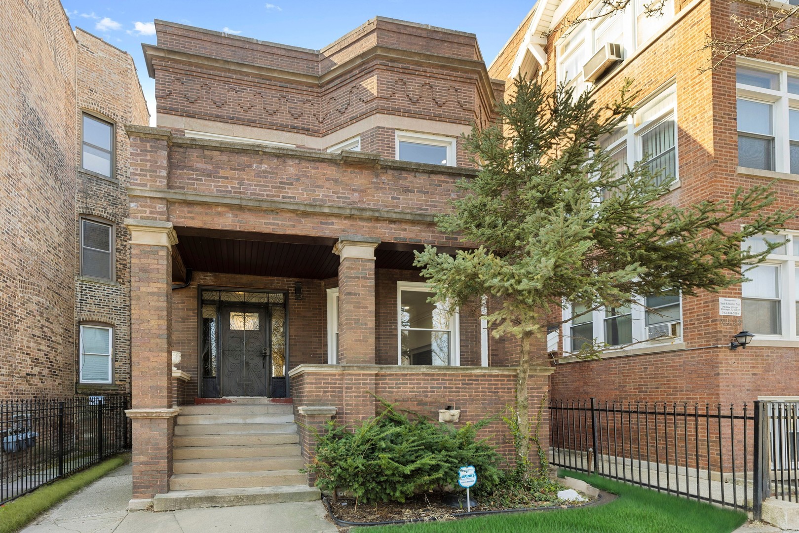 615 E 60th Street
