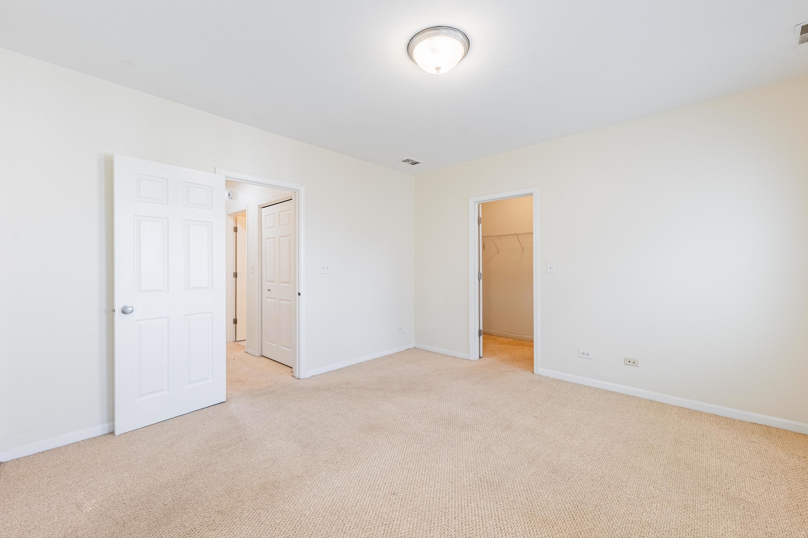 4553 S King Drive