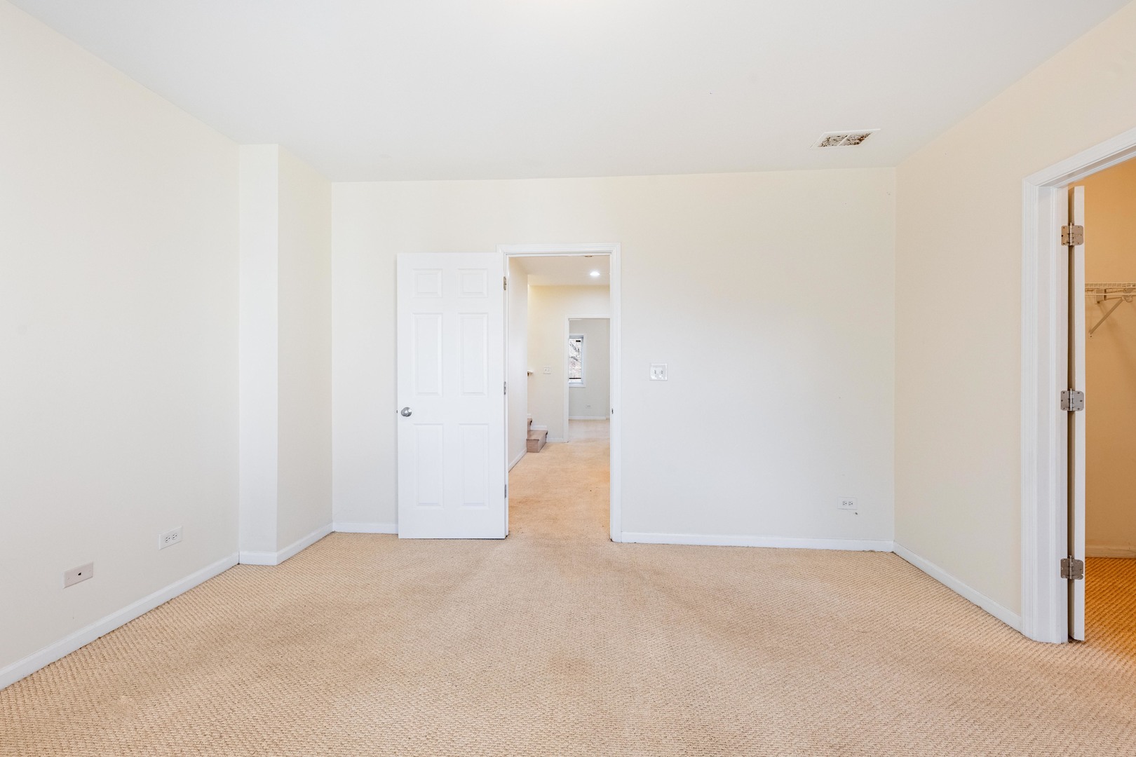 4553 S King Drive