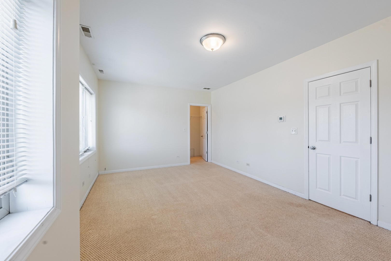 4553 S King Drive