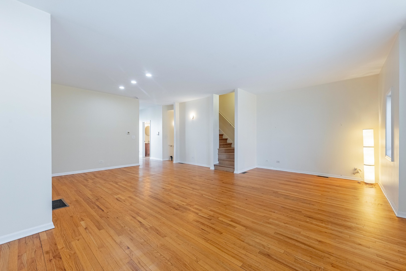 4553 S King Drive