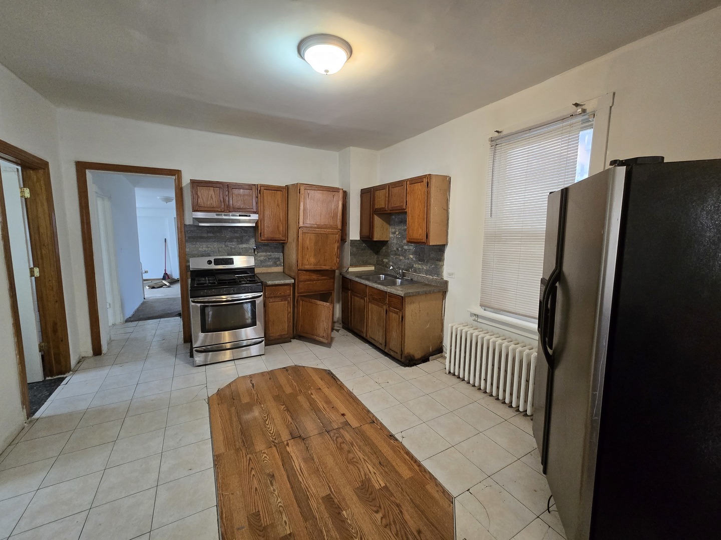 5747 W Superior Street
