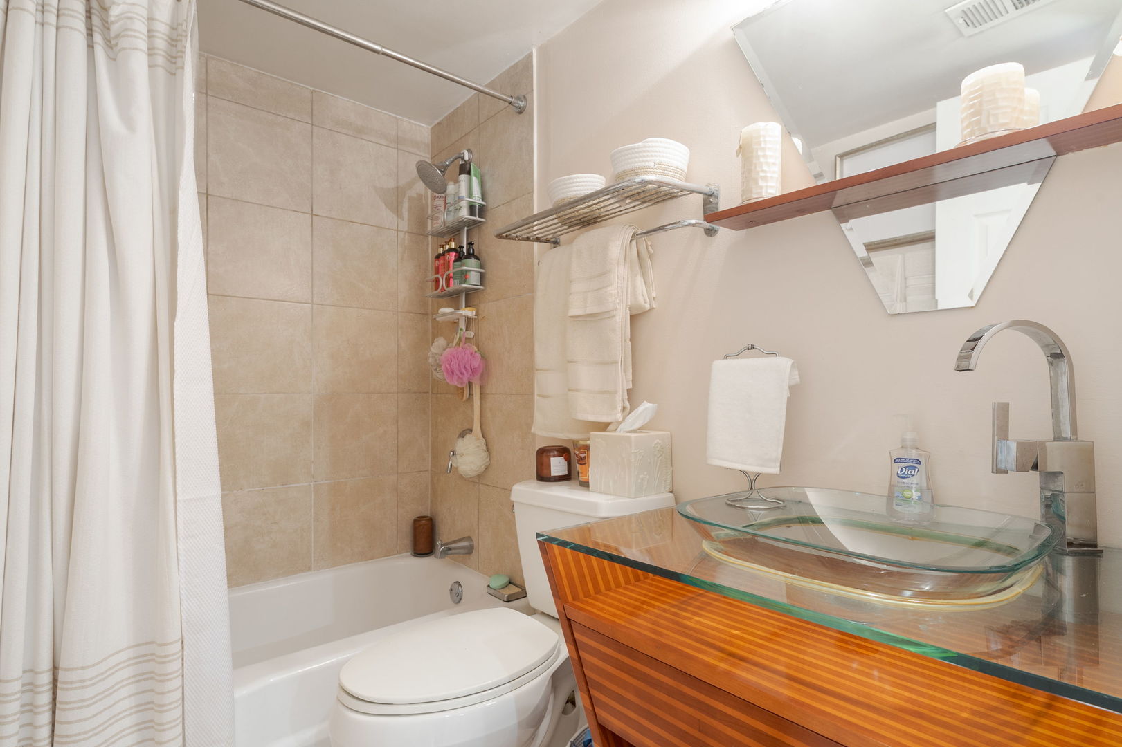 12821 S Kenneth Avenue Unit: B3