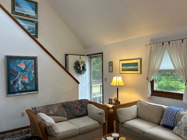 52 Old Coach Road