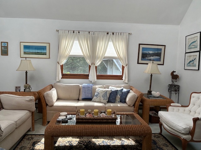 52 Old Coach Road