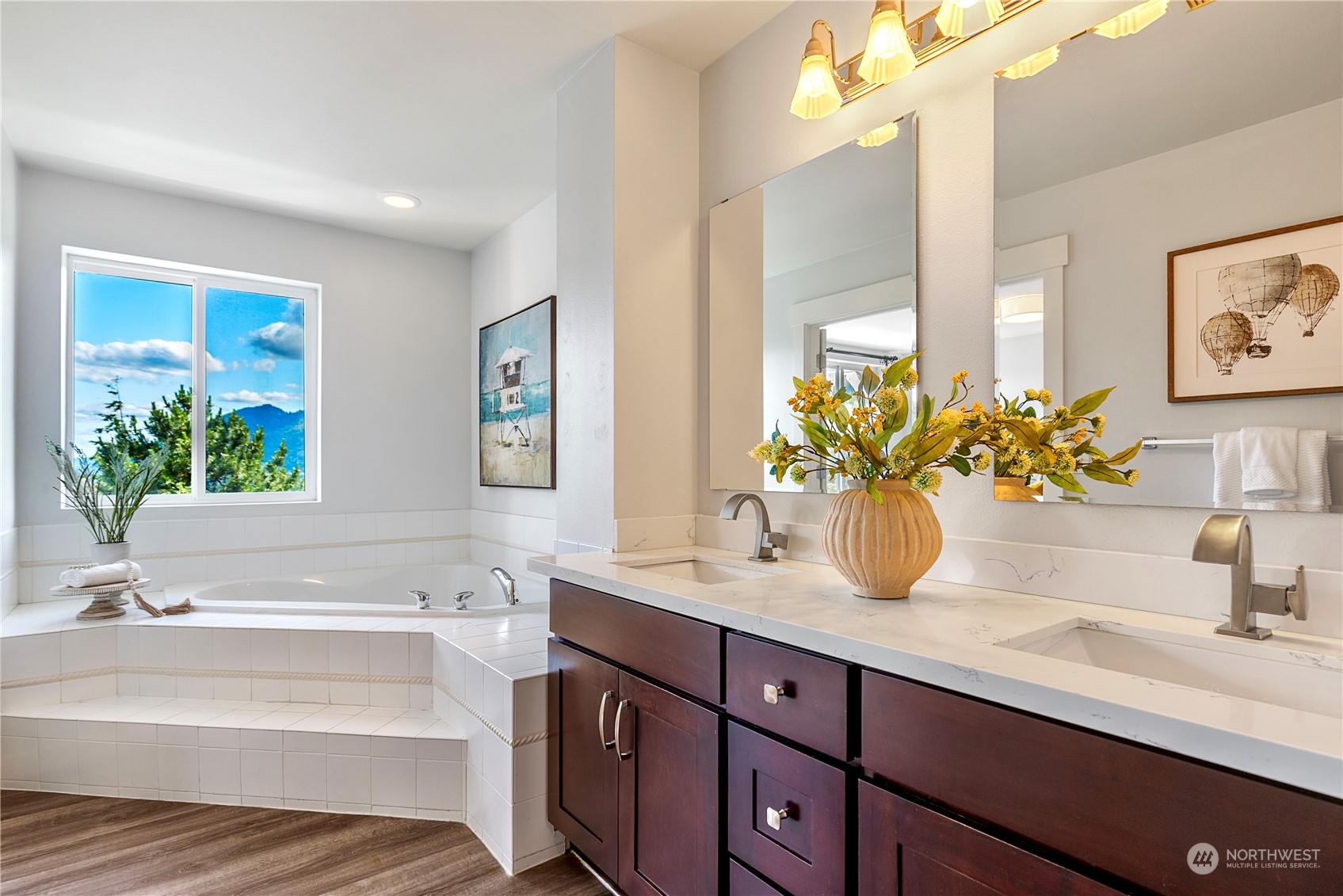 23120 SE Black Nugget Road Unit: R6