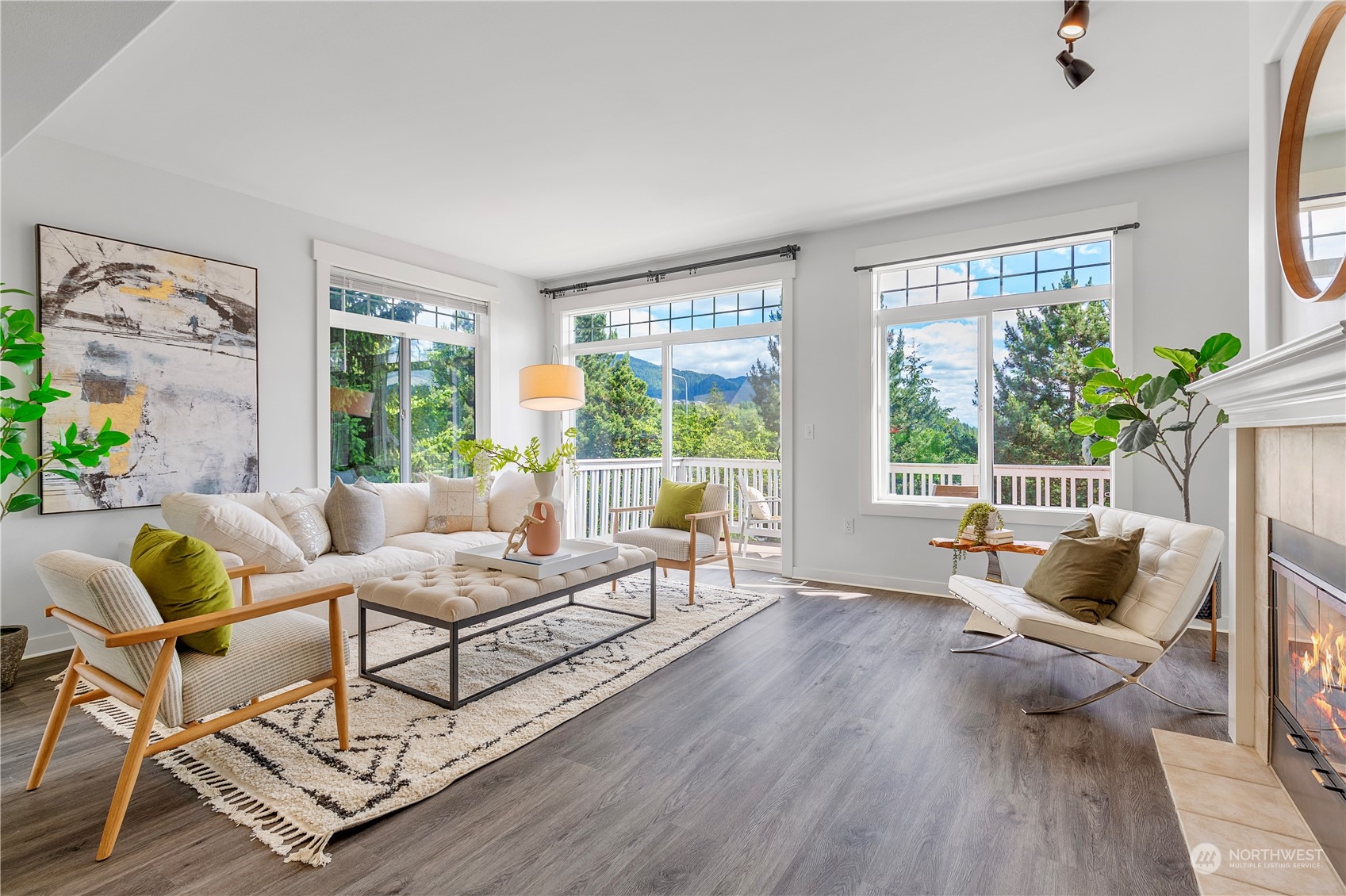 23120 SE Black Nugget Road Unit: R6