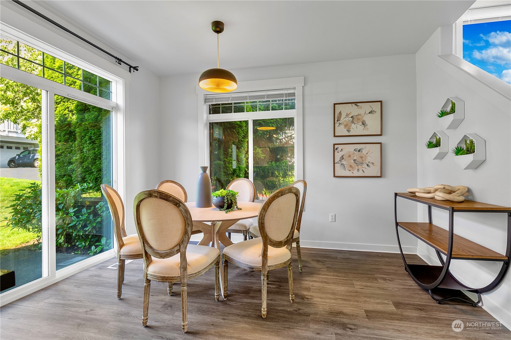 23120 SE Black Nugget Road Unit: R6