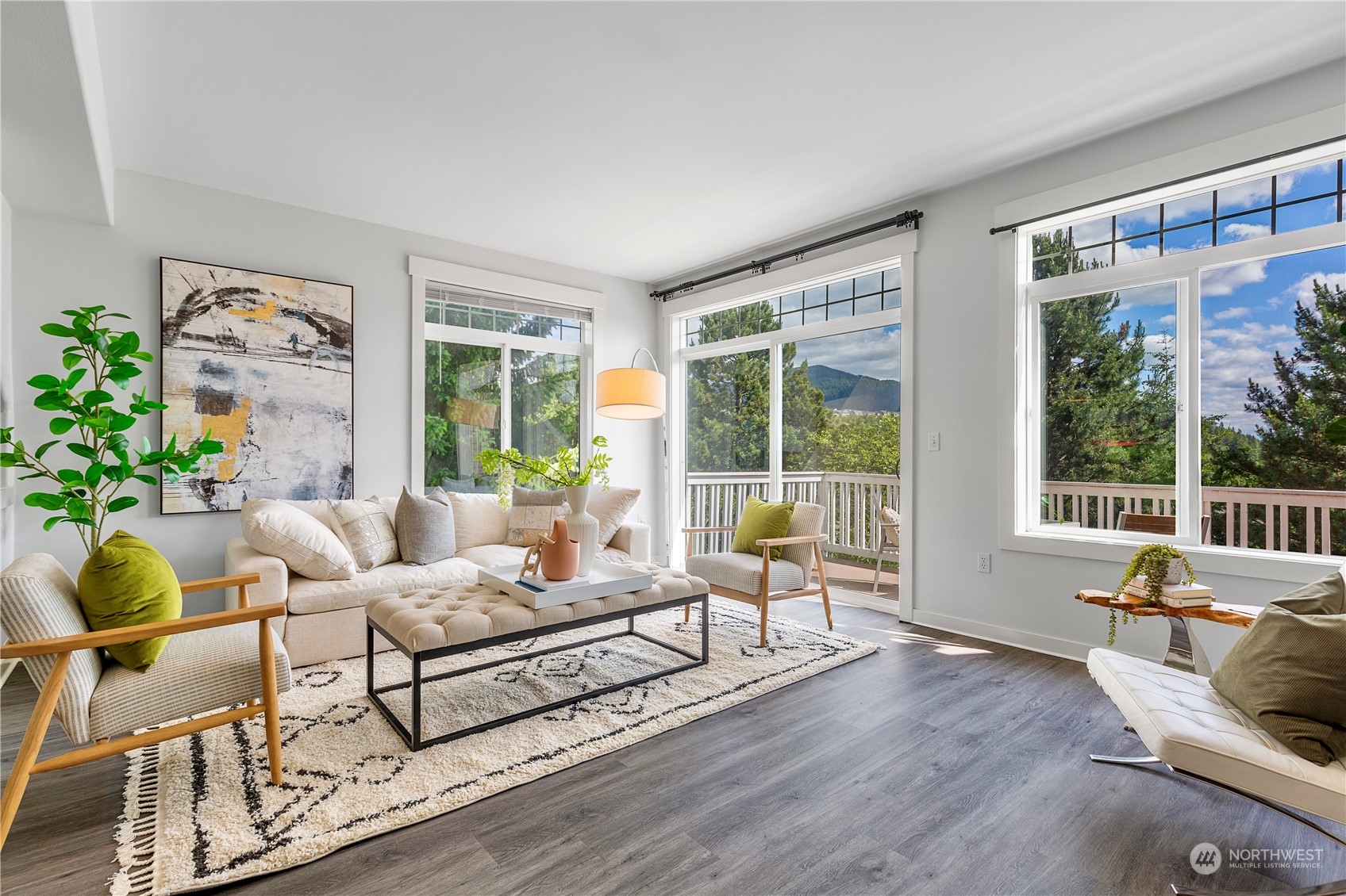 23120 SE Black Nugget Road Unit: R6