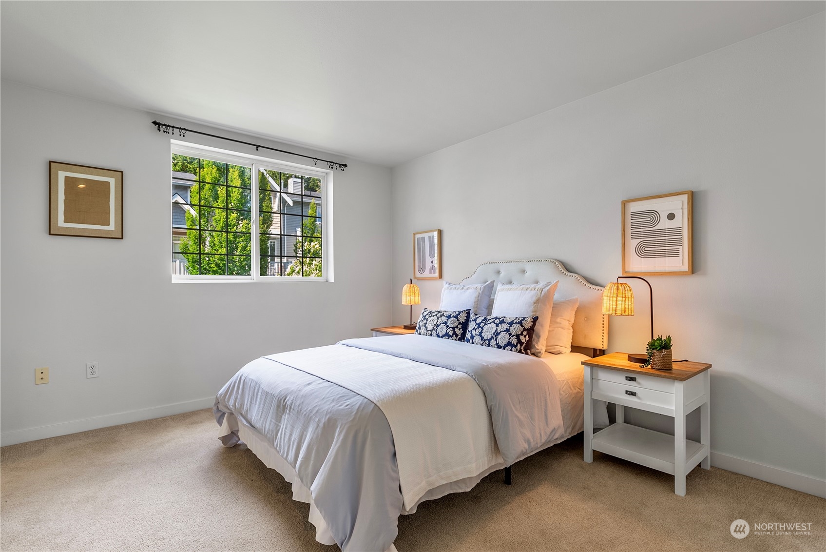 23120 SE Black Nugget Road Unit: R6