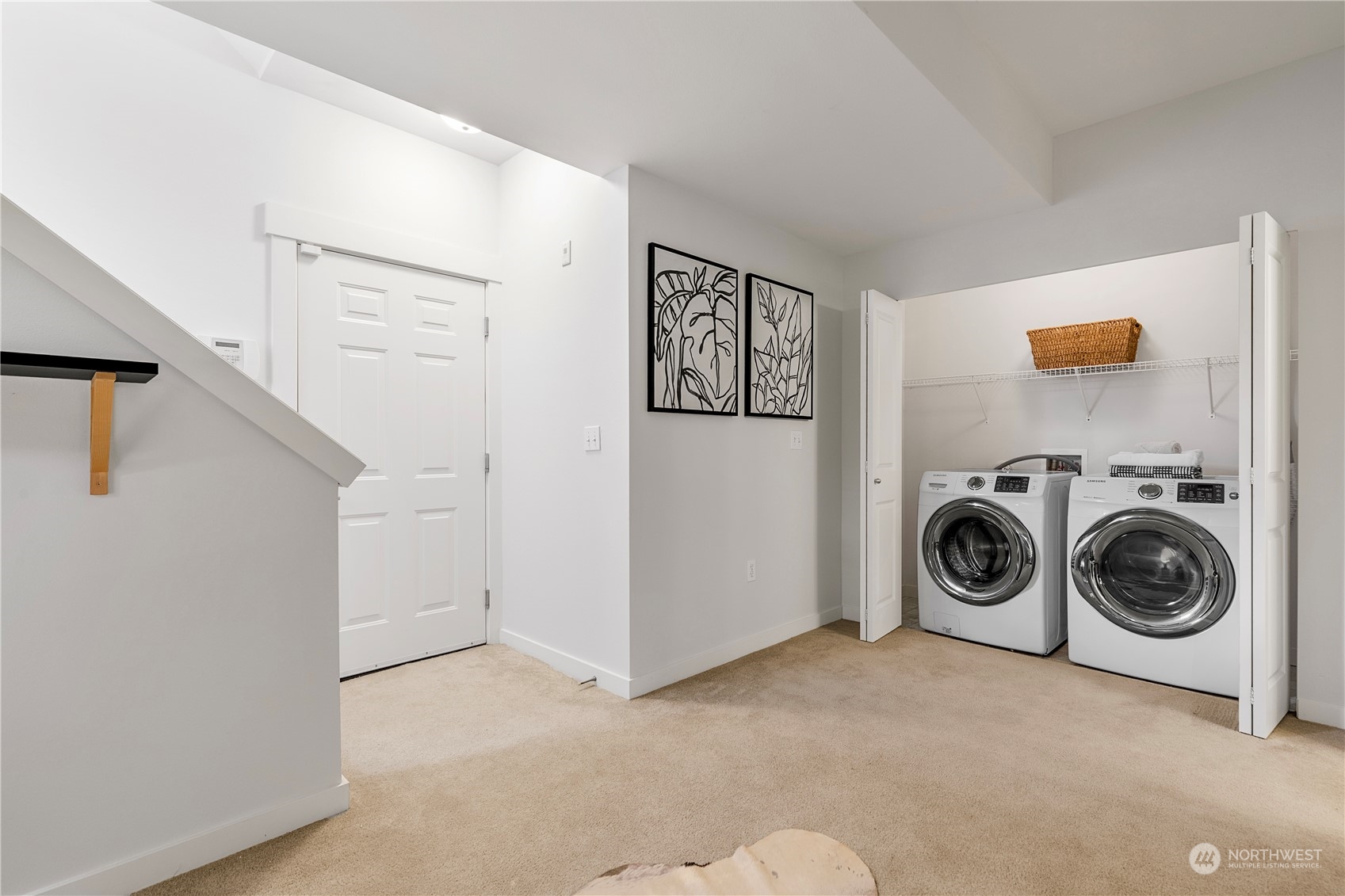 23120 SE Black Nugget Road Unit: R6