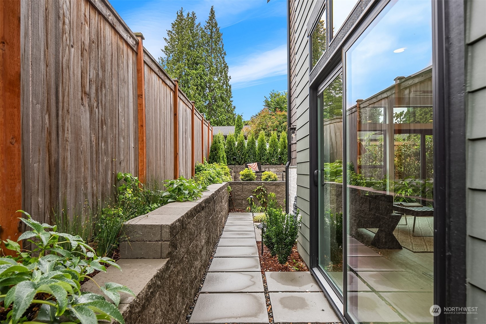 12806 NE 83rd Street