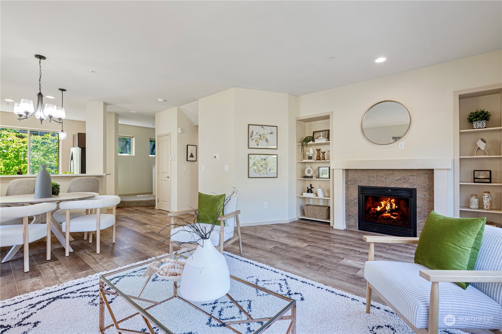 403 NW Pebble Lane