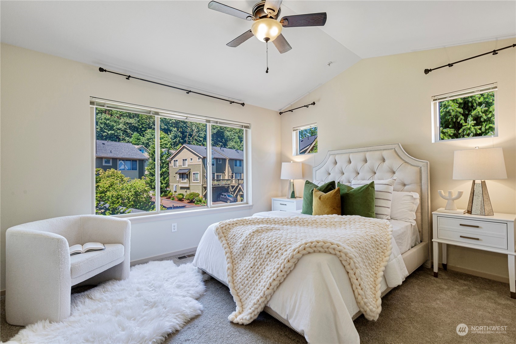 403 NW Pebble Lane