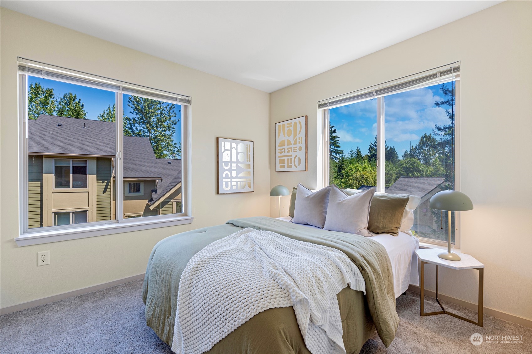 403 NW Pebble Lane