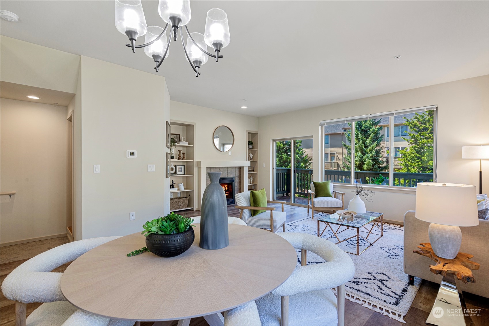 403 NW Pebble Lane