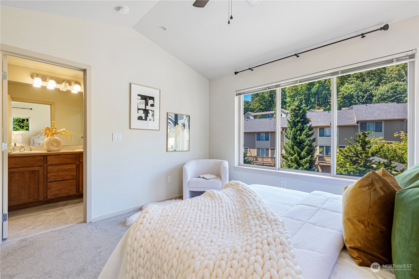 403 NW Pebble Lane
