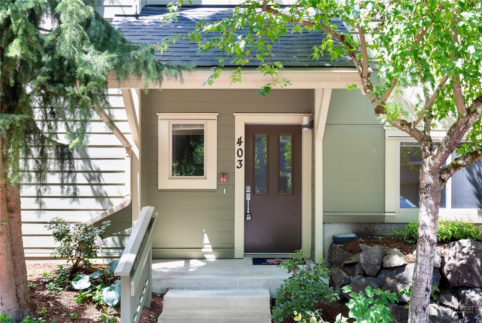 403 NW Pebble Lane