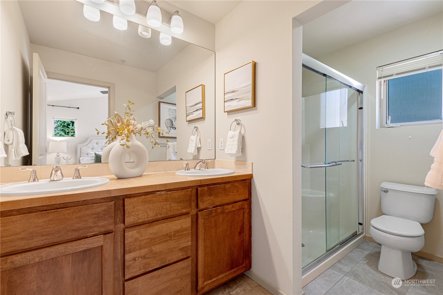 403 NW Pebble Lane