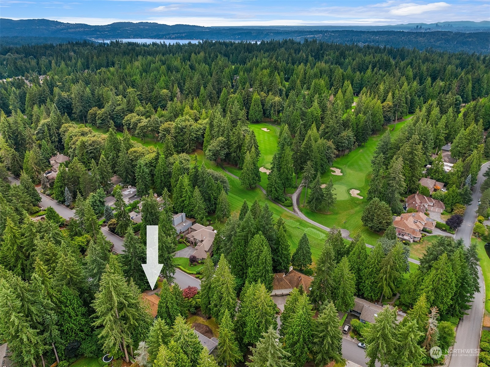 2808 Sahalee Drive E