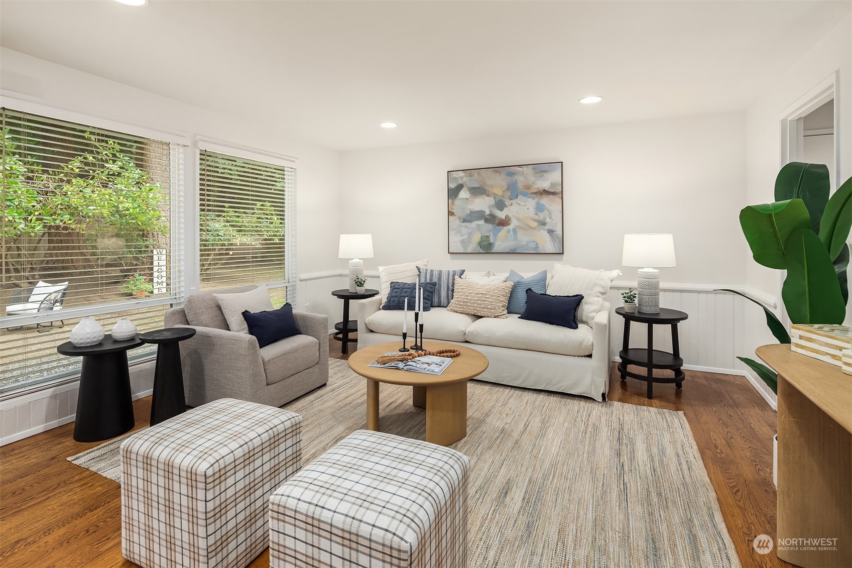 2808 Sahalee Drive E