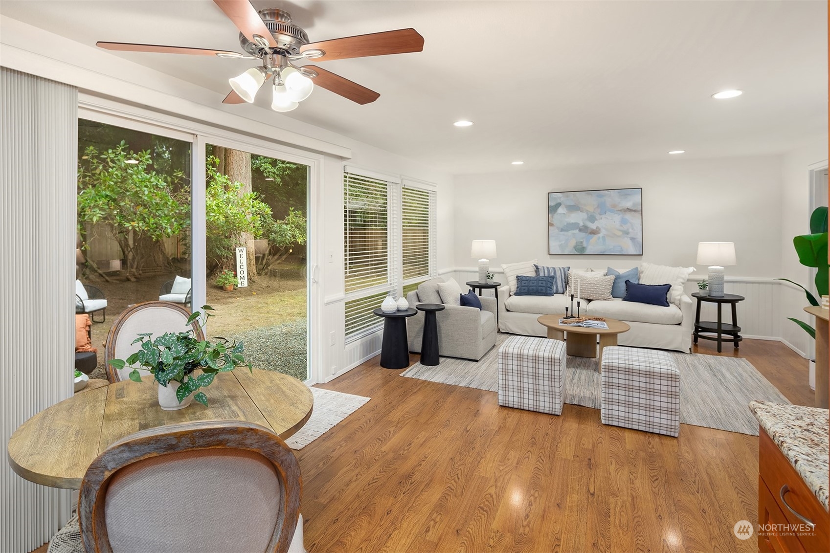 2808 Sahalee Drive E