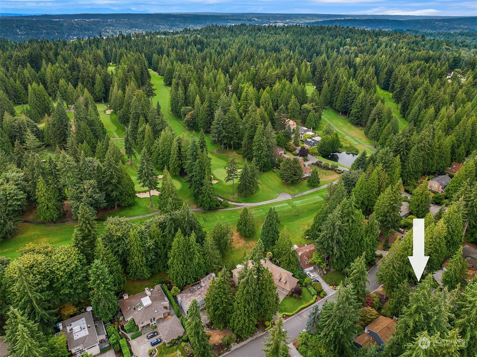 2808 Sahalee Drive E