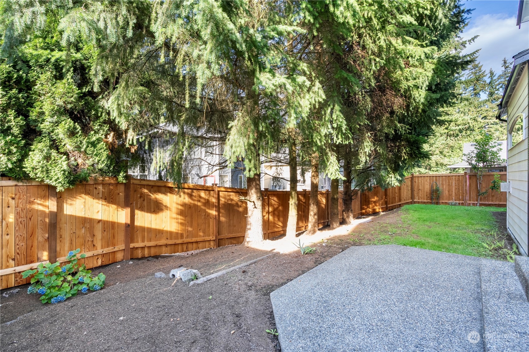 13082 NE 186th Street