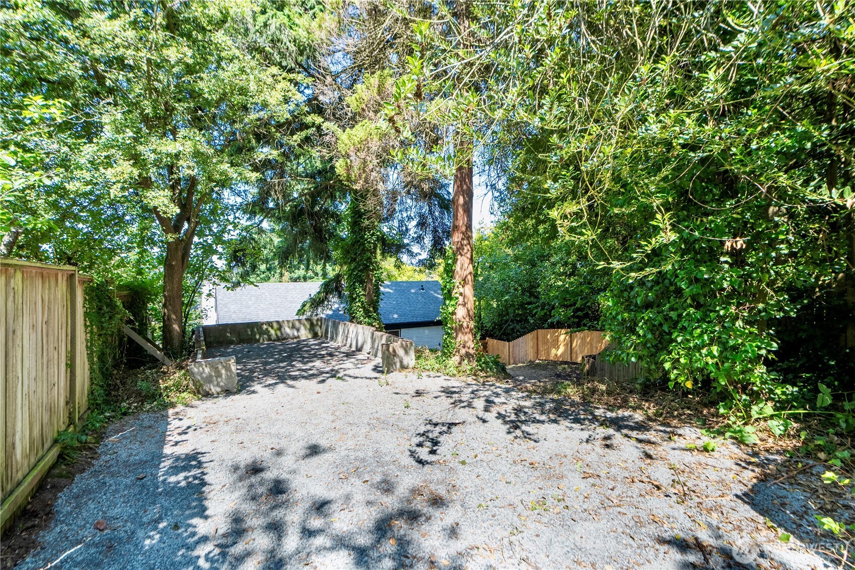 2874 30th Avenue W